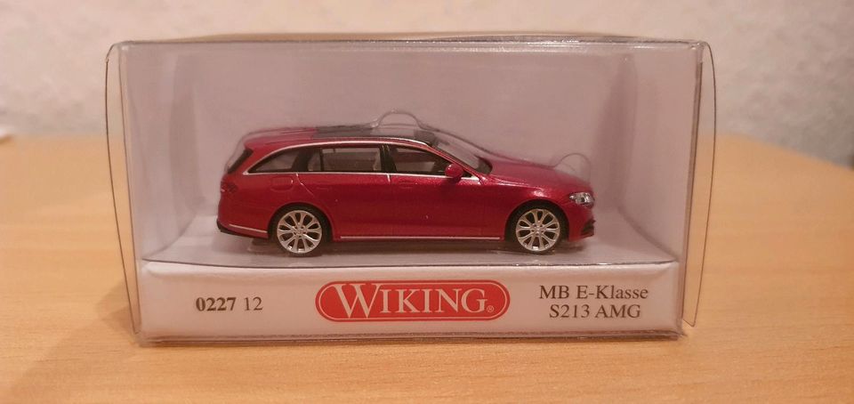 WIKING voiture miniature Mercedes-Benz Classe E S213 AMG 1:87 - Cdiscount  Jeux - Jouets