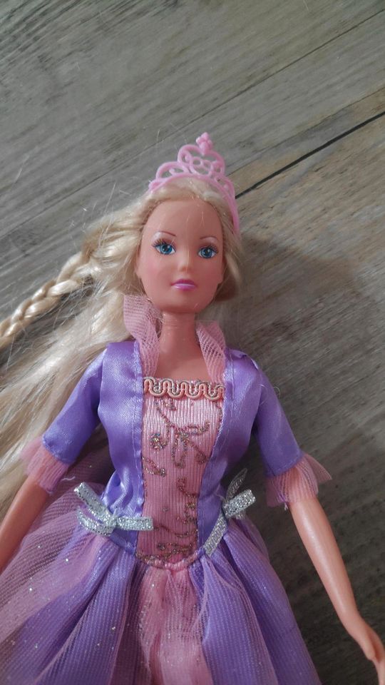 Rapunzel Barbie sehr langes Haar in Hamburg