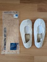 Gymnastikschuhe, Gr. 32, weiß, Beck Stuttgart - Stuttgart-Süd Vorschau