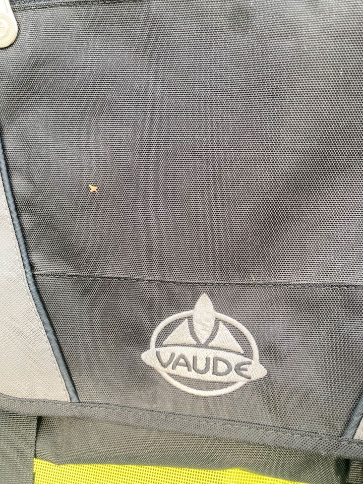 VAUDE MESSENGER BAG TASCHE GROẞ in Hamburg