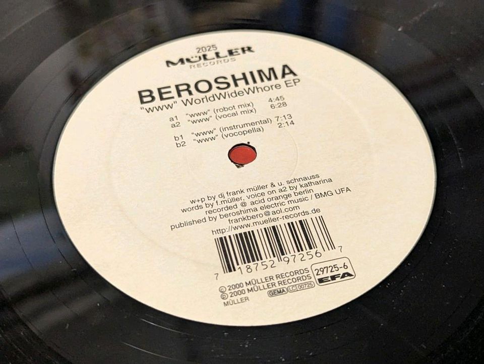 Vinyl Maxi Beroshima - World Wide Whore (WWW) in Haar