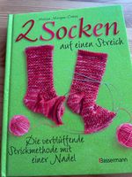 Strickbuch „Zwei Socken auf einen Streich“ Bayern - Obernburg Vorschau