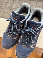 Damen Outdoor Schuhe LOWA Innox Schuhe blau 42 Nordrhein-Westfalen - Weilerswist Vorschau
