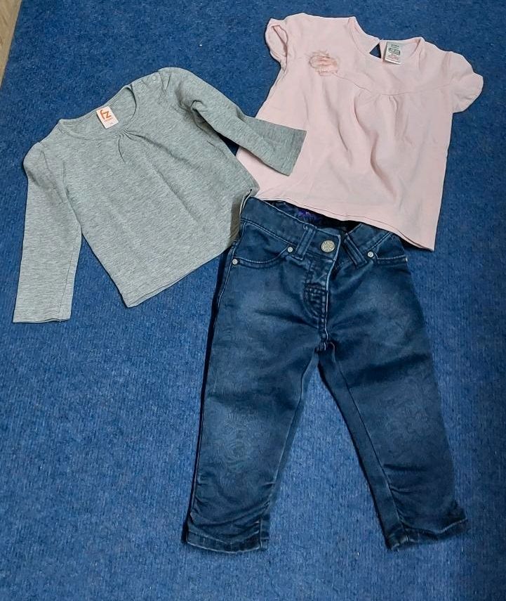 Baby Mädchen Set Gr.74 Zara Mexx Jeans Shirts Paket in Hückelhoven