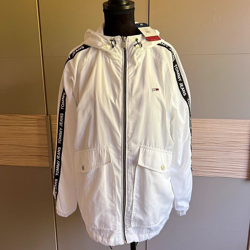 Tommy Hilfiger weiß Regenjacke Damen Windbreaker Jacke Gr. XS in Wistedt