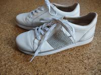 Neue Damenschuhe Waldläufer Gr  5  in weiß mit Glitzer Bayern - München-Flughafen Vorschau