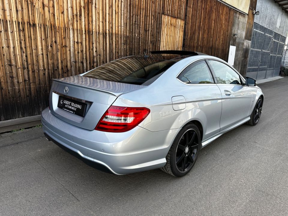 Mercedes-Benz C 250 Coupe AMG Styling,Edition Sport,Panorama in Biebergemünd