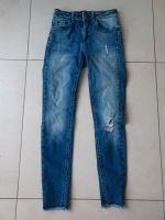 Jeans Jeanshose Damen von ONLY skinny Größe S 32 Baden-Württemberg - Rutesheim   Vorschau