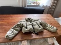 Jacke Gold schwarz daunenjacke Chopped kurz Reißverschluss Bayern - Fürth Vorschau