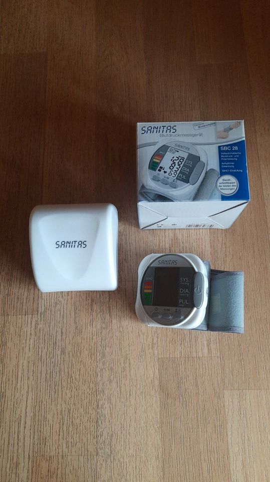 Sanitas SBC 28 Blutdruckmessgerät Handgelenk in Bad Kissingen