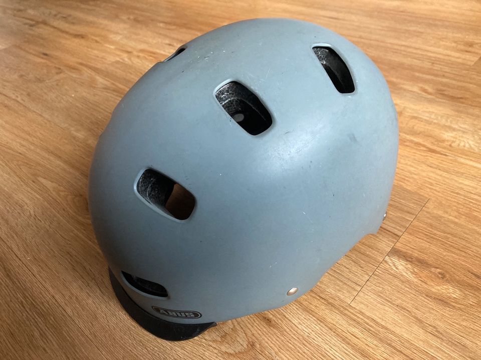 Abus ABS-Y Scraper Fahrrad Helm in Größe L 58-62 cm, Grau in Köln