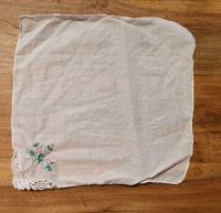 Stofftaschentuch bestickt 22x22cm weiss mit Blumen vintage Rheinland-Pfalz - Landau-Mörlheim Vorschau