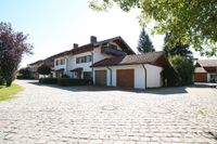 Doppelhaushälfte mit schönem Garten in familienfreundlicher Lage Bayern - Holzkirchen Vorschau