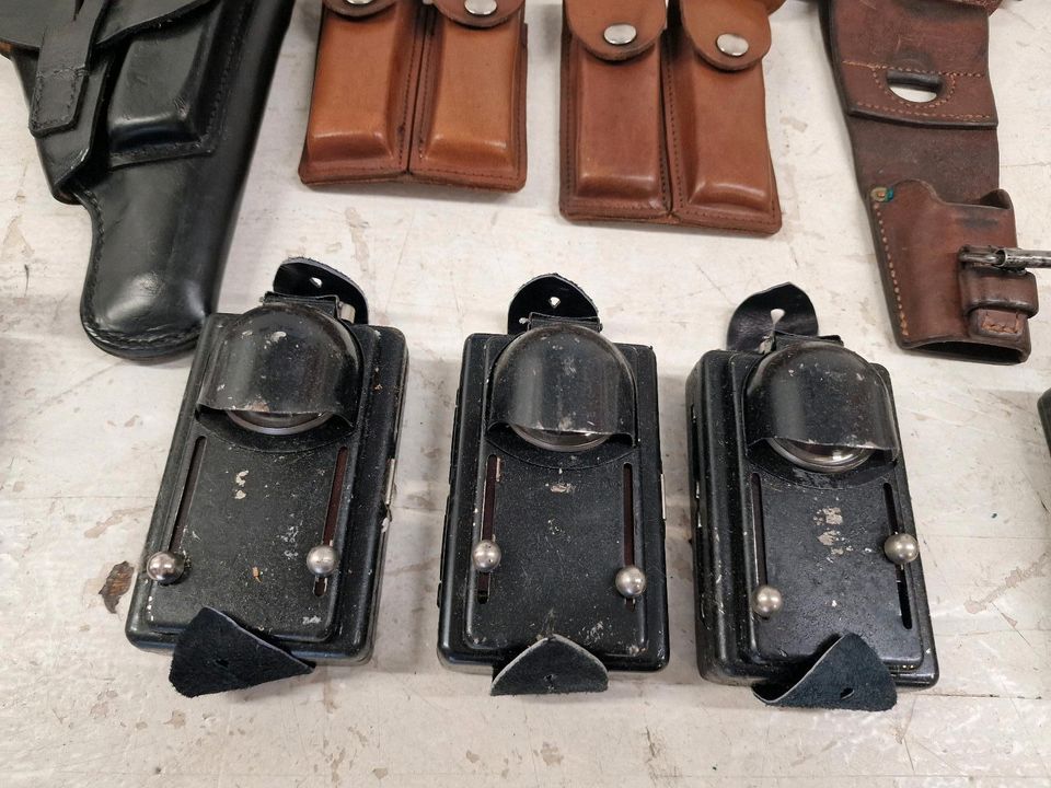 19 Teile Militaria, Holster, Patronentaschen, Magazintaschen uvm. in Heusweiler