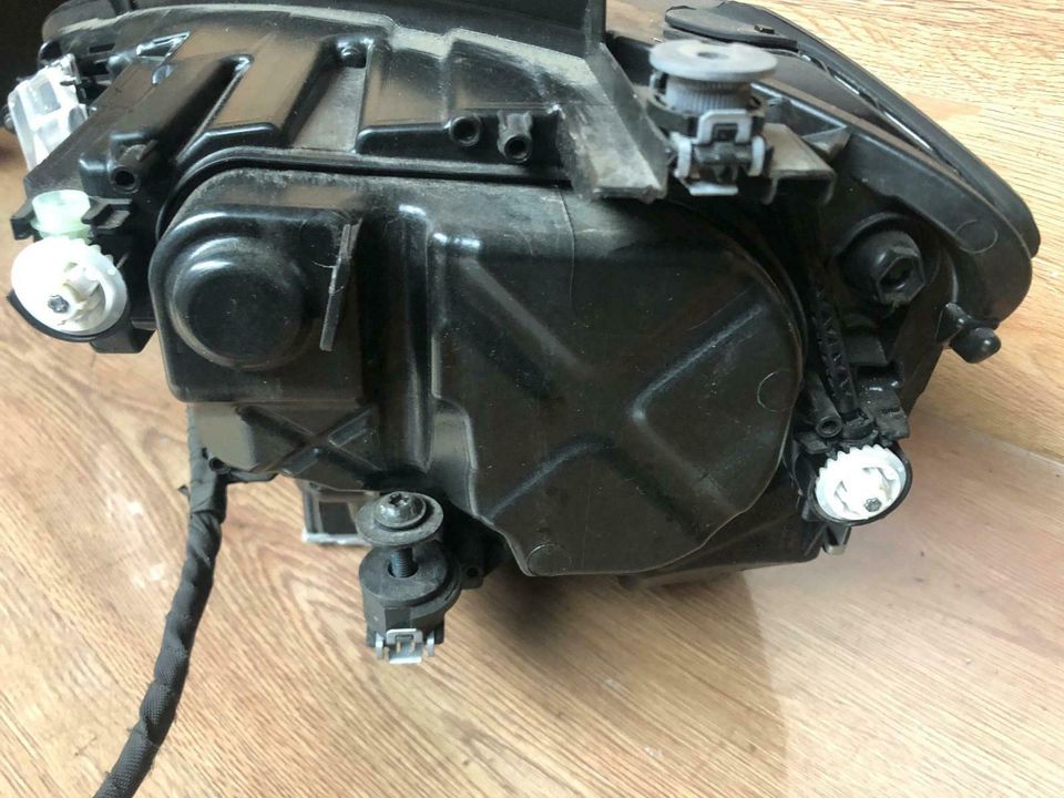 Scheinwerfer rechts VW Golf 7 R:5G2941060C 8V0907399D 7P5941572A in Vaihingen an der Enz