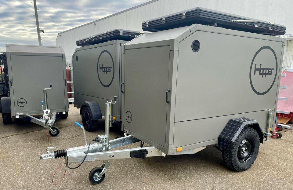 Kofferanhänger Camper Offroad Wohnwagen mit Eco Schräge in Hildesheim