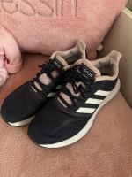 Adidas Damen Schuhe zu verkaufen Berlin - Hohenschönhausen Vorschau