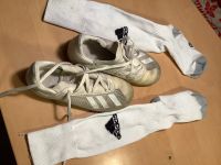 Adidas Sportschuhe mit Stutzenstrümpfe, Größe 32 Nordrhein-Westfalen - Espelkamp Vorschau