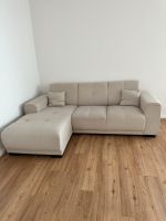 Sofa mit Kissen Nordrhein-Westfalen - Leverkusen Vorschau