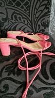 Riemensandale aus Leder / Sandale rosa / pink H&M Gr. 41 Thüringen - Meiningen Vorschau
