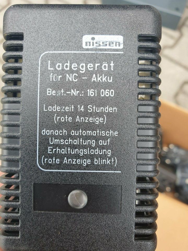 Original Nissen Lader für NC Akkus  Nissen Typ: FW 1288  161 060 in Markt Schwaben