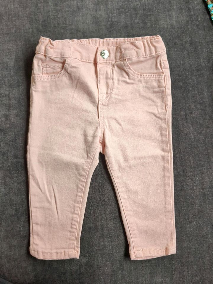 H&M Jeans 74 rosa in Gernsbach