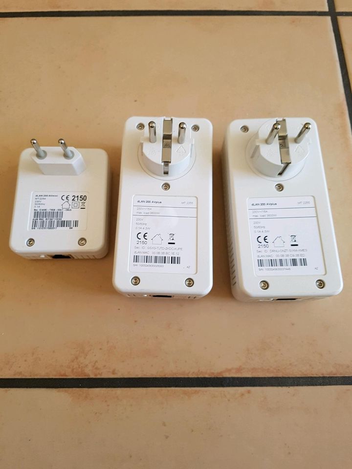 Powerlineadapter von devolo LAN 200 AVplus, 3 Stück in Mering