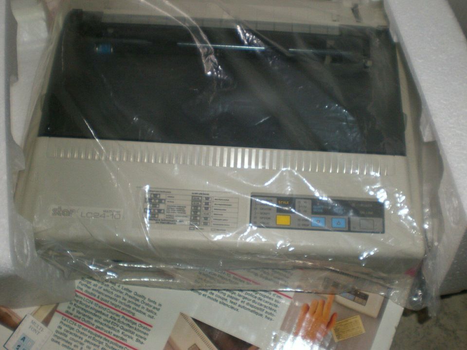COMMODORE PC10-III mit Monitor,Drucker,Tastatur, usw. (20 Fotos) in Harsewinkel