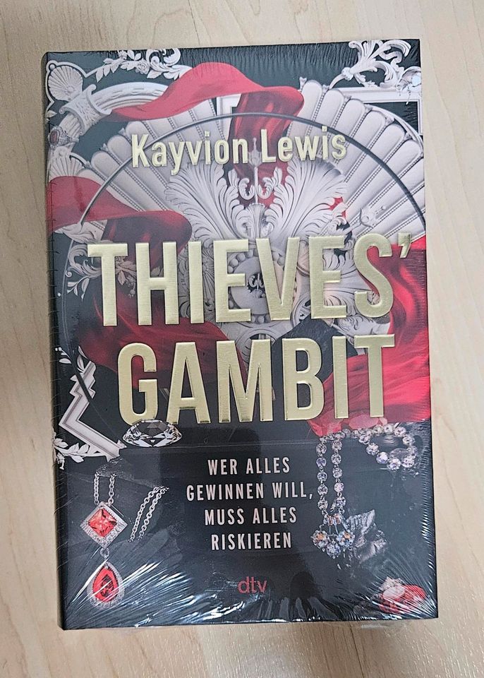 Kayvion Lewis Thieves Gambit Farbschnitt Buchschnitt in Schrobenhausen