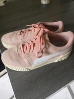 Puma sneaker rosa/weiss Gr. 38,5 Nordrhein-Westfalen - Lippstadt Vorschau