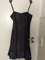 Cocktailkleid, dunkel lila, Zero, Größe 44 Bremen - Neustadt Vorschau