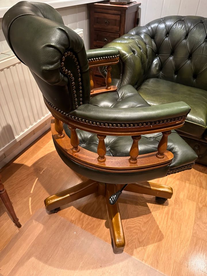 Original Chesterfield Schreibtischstuhl Captain‘s Chair in Bad Bederkesa