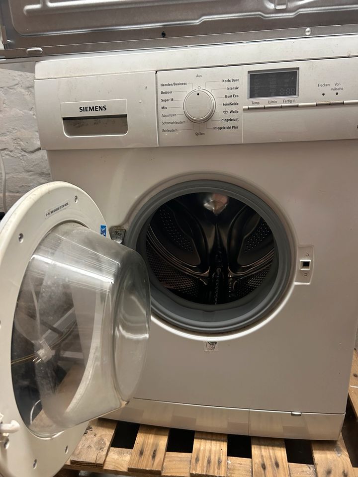 Waschmaschine Siemens WM14E4S0 in Plön 
