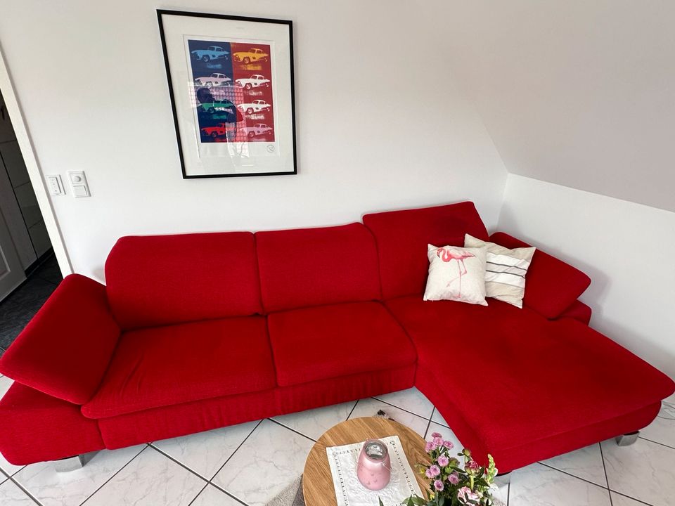Wohnzimmer Couch Sitzecke in Stoff rot ohne Kissen in Frielendorf