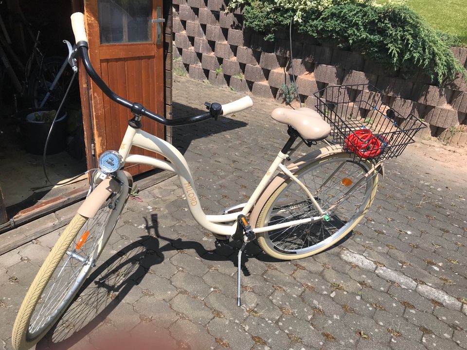 Damen Fahrrad in Stadtallendorf