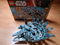 Lego Star Wars Millenium Falcon 75105  in OVP mit Figuren Nordrhein-Westfalen - Schalksmühle Vorschau