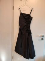 Schwarzes Abendkleid Vera Mont Größe 38 Nordrhein-Westfalen - Altenbeken Vorschau