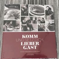 NEU! Buch Am Tisch mit Bertolt Brecht und Helene Weigel Bayern - Augsburg Vorschau