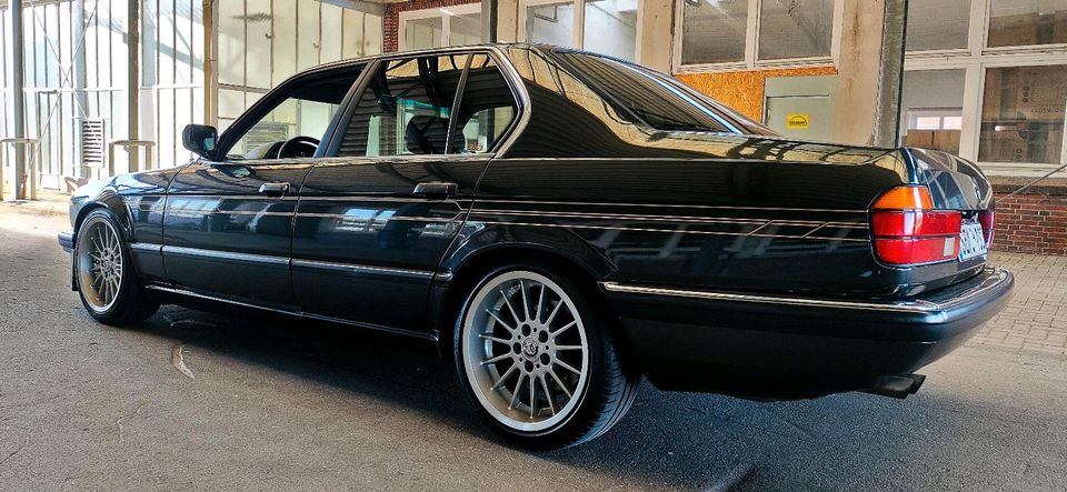 BMW e32 730 V8 Handschalter Alpina in Fahrenkrug