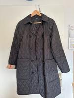 Burberry Steppmantel Schwarz M – Neuwertig Hessen - Oberursel (Taunus) Vorschau