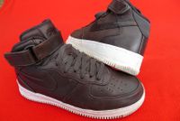 Nike Air Force One Mid Velvet AF 1 Gr. 42 Sportschuhe Sneaker Ludwigslust - Landkreis - Pampow Vorschau