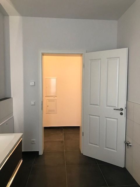 (53/11) 2 - Zimmerwohnung + Balkon hochwertig Saniert Altbau in Magdeburg Buckau in Magdeburg