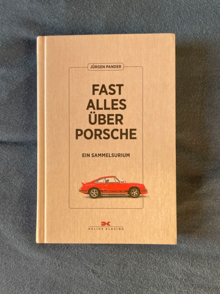 Buch Fast alles über Porsche in Stuttgart