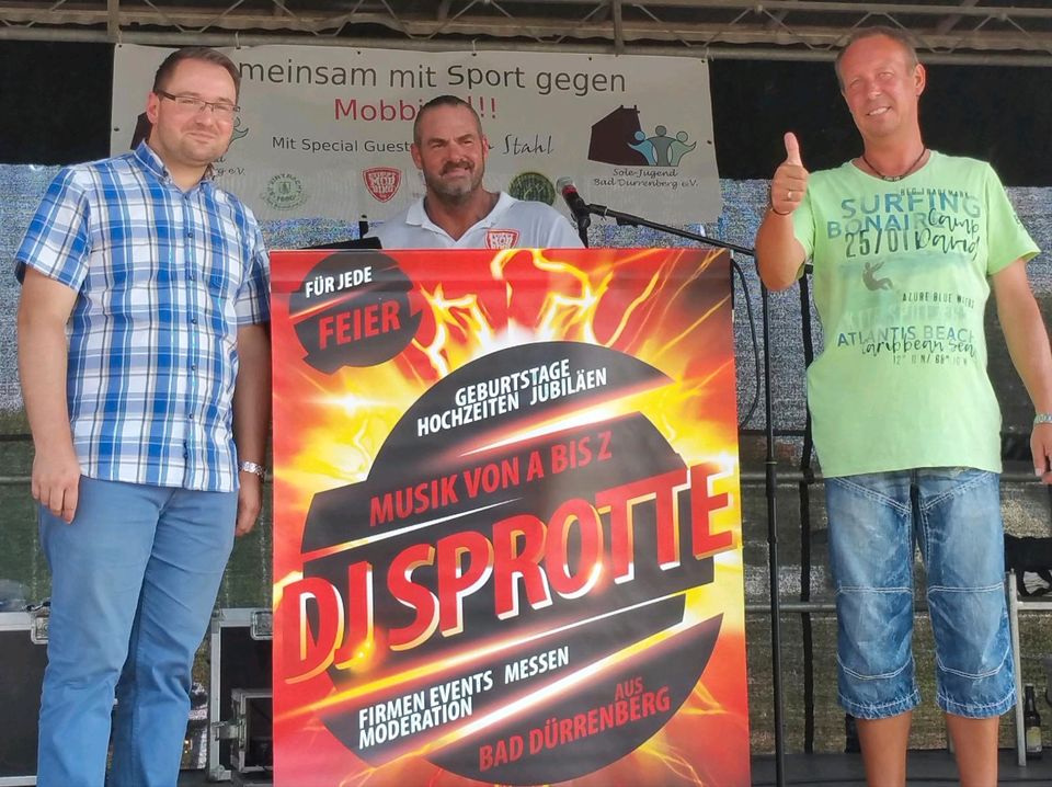 DJ Sprotte hat noch freie Termine in Bad Duerrenberg