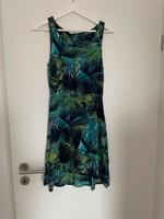 Kleid Palmen Palme Blatt Blätter grün only 34 Knopfleiste Niedersachsen - Stuhr Vorschau