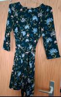 H&M schwarzes Kleid Blumenprint zum Binden Blumen Gr 34 Dresden - Cotta Vorschau