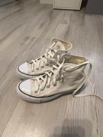 Convers Sneaker Weiß mit Plateu Nordrhein-Westfalen - Blomberg Vorschau