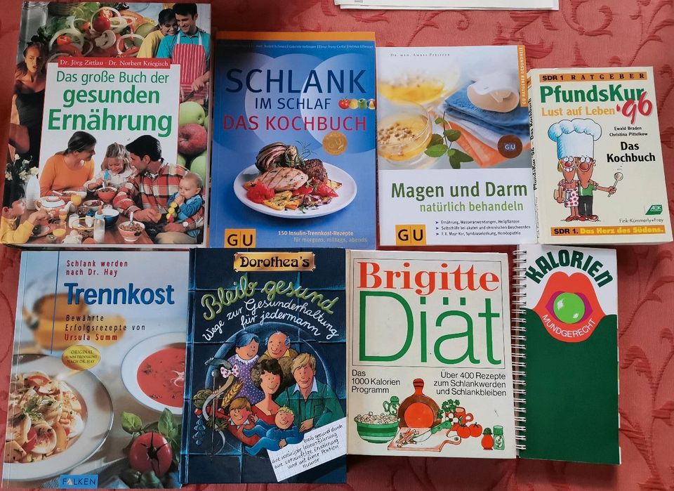 Ratgeber/ Rezeptbücher für gesunde Ernährung, zu Abnehmen in Weikersheim