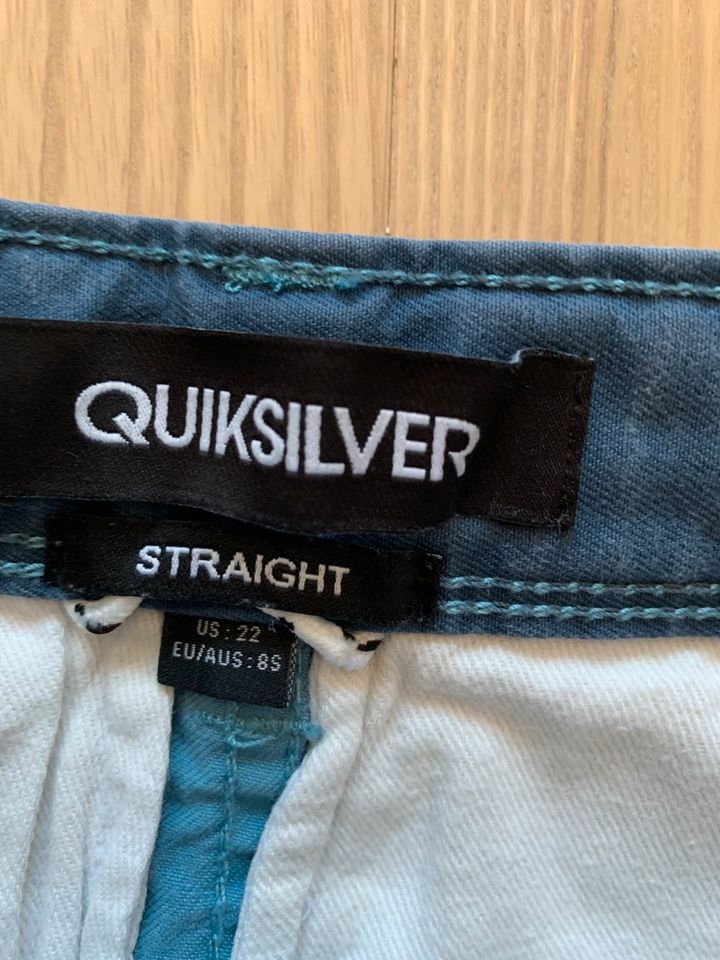 Quiksilver Surf Chino Short Bermuda Gr. 8 (ca. 128/134) in Köln