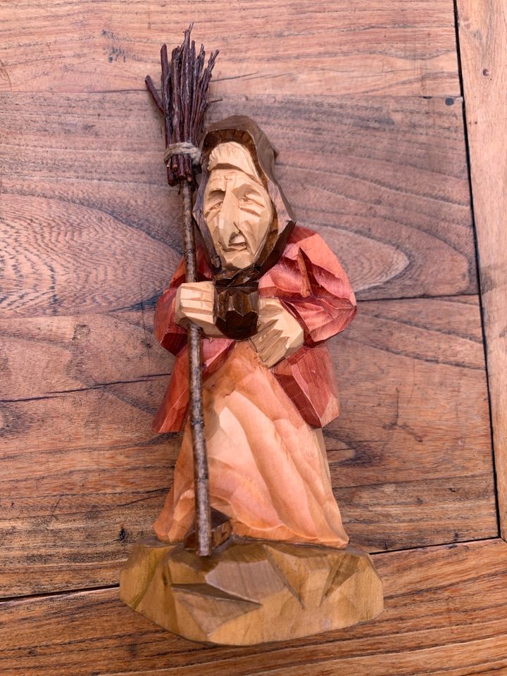 Holzschnitz-Figur in Großensee
